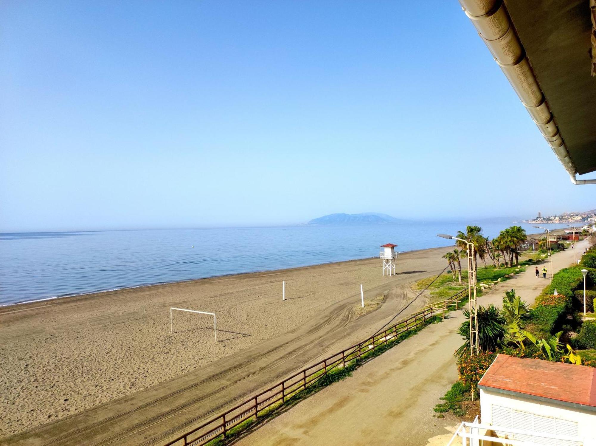 La Parada Beach Торе де Бенагалбон Екстериор снимка