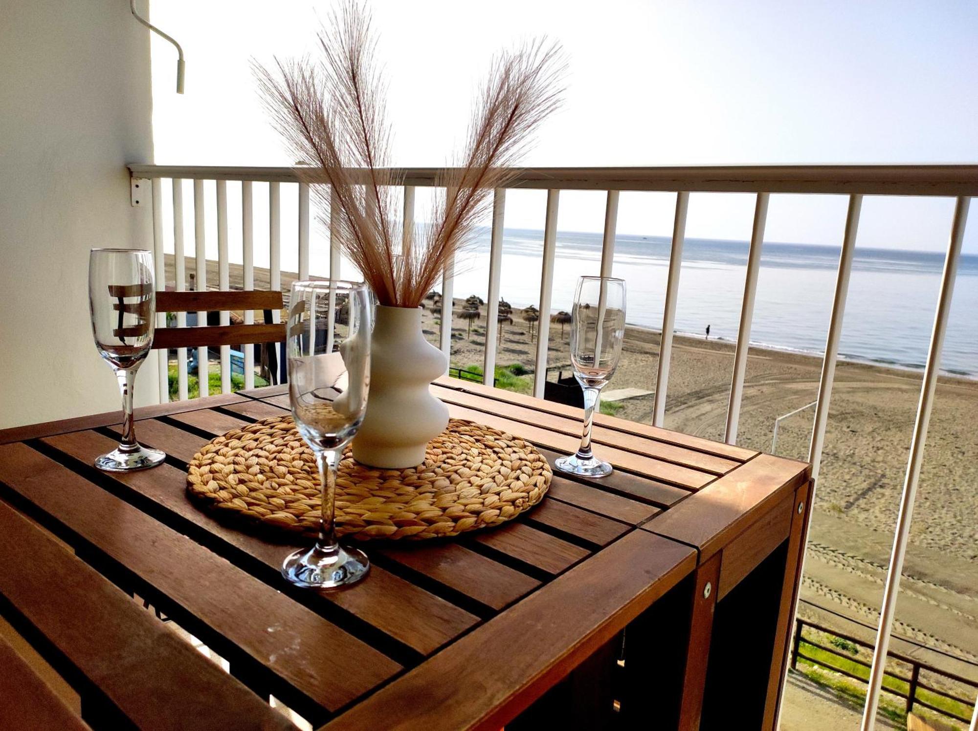 La Parada Beach Торе де Бенагалбон Екстериор снимка